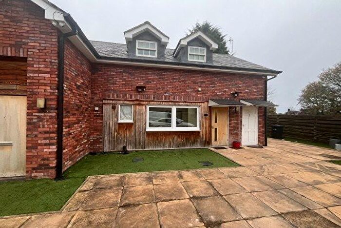 2 Bedroom Flat To Rent In Mereside Road, Knutsford, WA16