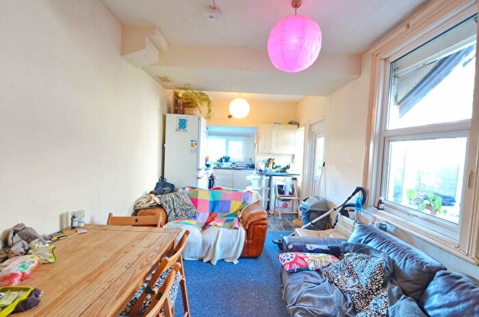 5 Bedroom Terraced House To Rent In Osborne Avenue, Bristol, BS7