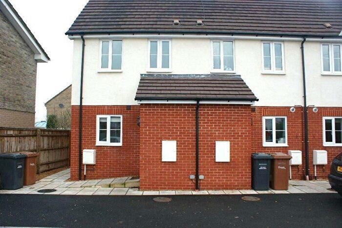 3 Bedroom Town House To Rent In Amberley Mews, Andover, SP10