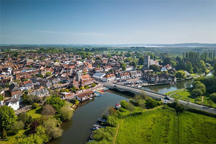 4 Bedroom Semi-Detached House For Sale In Abbots Quay, Wareham, Dorset, BH20