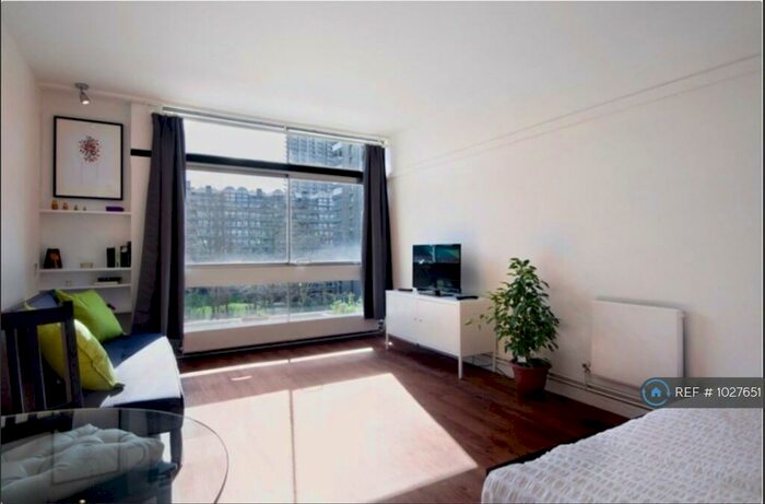 Studio To Rent In Cullum Welch House, London, EC1Y