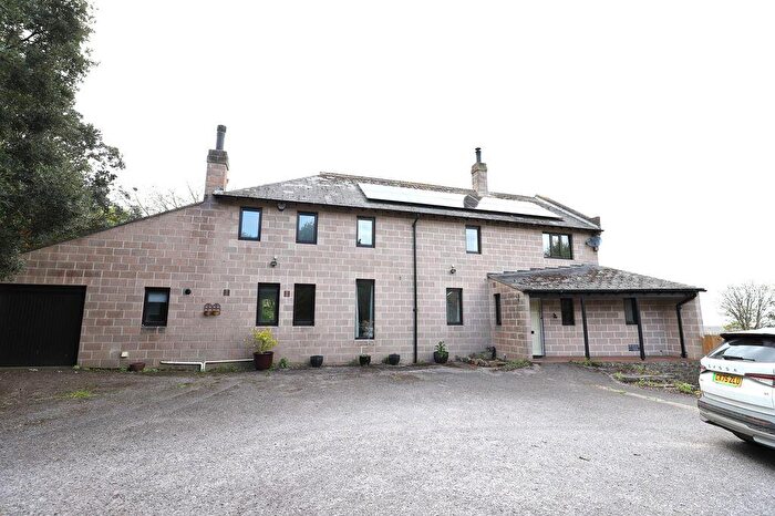 4 Bedroom Detached House To Rent In Fore Street, Northam, EX39