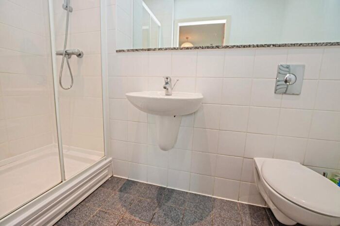 3 Bedroom Flat To Rent In The Linx, Simpson Street, Noma, Manchester, M4