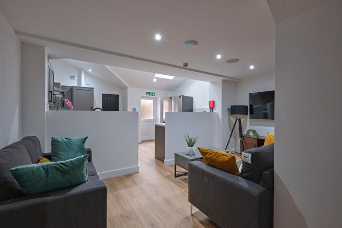 6 Bedroom Terraced House To Rent In Gresham Street, Lincoln, Lincolnshire, LN1