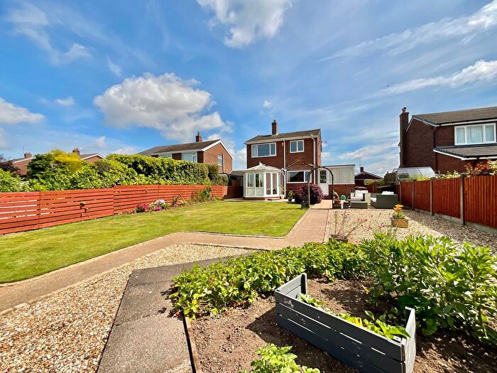 3 Bedroom Detached House For Sale In Blacklake Drive, Stoke-On-Trent, ST3