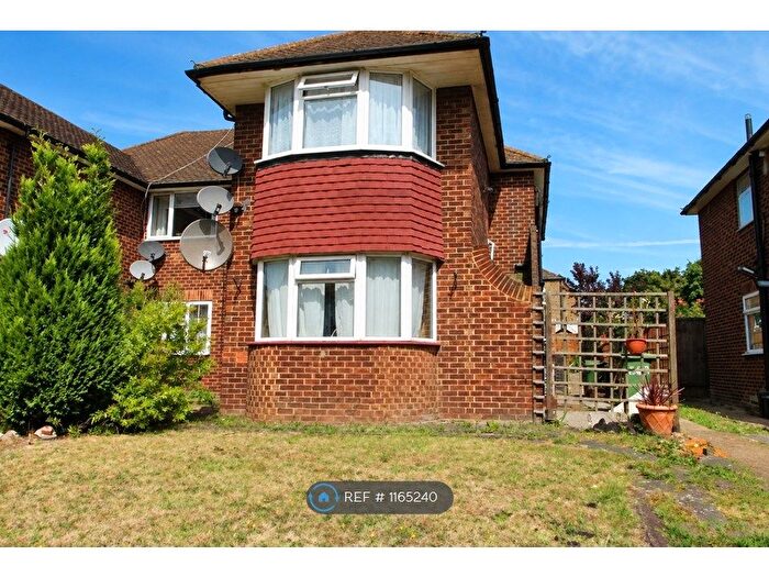 2 Bedroom Maisonette To Rent In Bellegrove Road, Welling, DA16