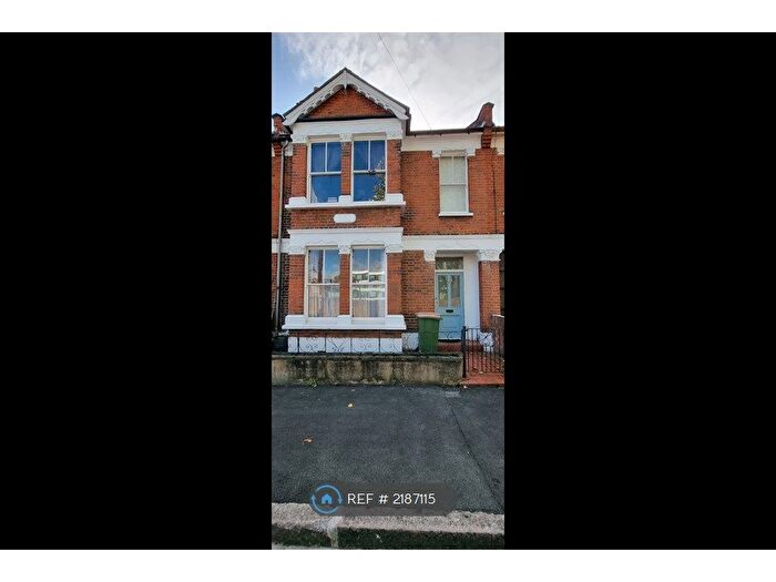3 Bedroom Terraced House To Rent In Kingsley Road, London, E7