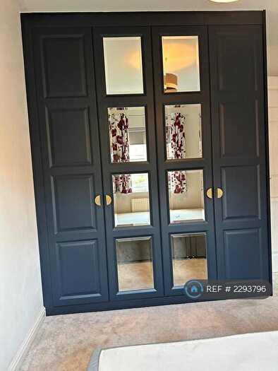 3 Bedroom Semi-Detached House To Rent In Victoria Gardens, Wokingham, RG40