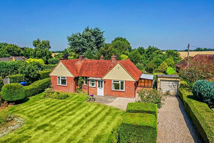 2 Bedroom Bungalow For Sale In The Street, Long Sutton, Hook, Hampshire, RG29