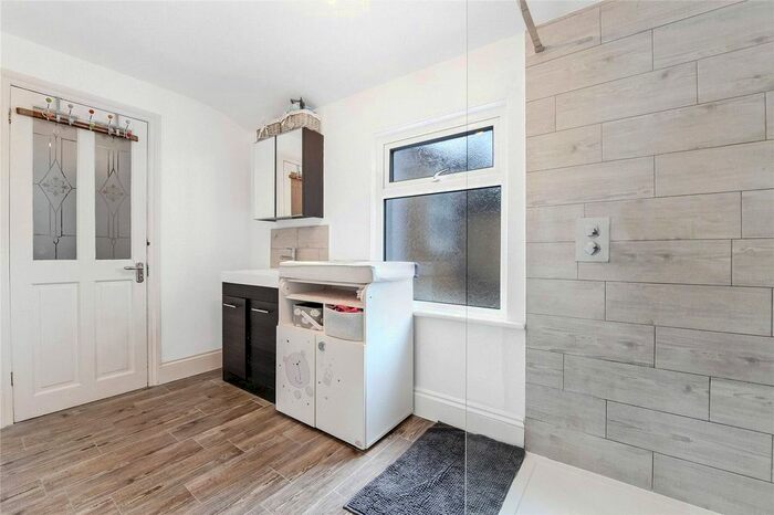 2 Bedroom Terraced House To Rent In Burnt Ash Hill, Lee, Lewisham, London SE12