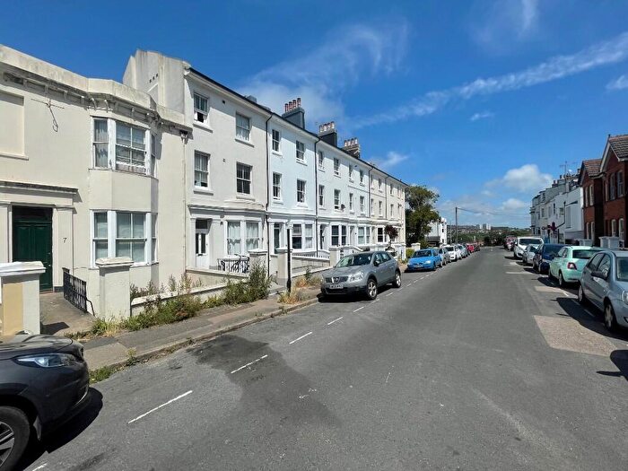 Studio To Rent In Bath Street, BN1