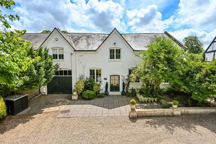 5 Bedroom Semi-Detached House For Sale In Amerden Lane, Taplow, Dorney Reach, SL6