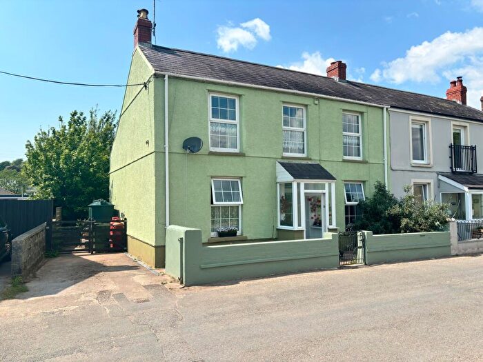 4 Bedroom Semi-Detached House For Sale In Llansteffan, Carmarthen, SA33