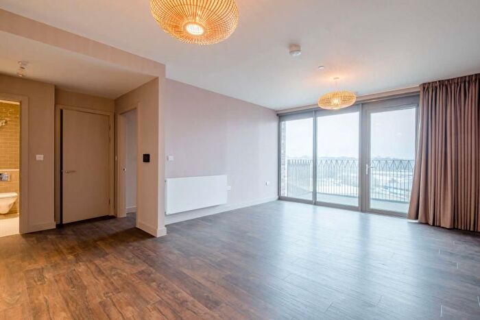 1 Bedroom Flat To Rent In Canada Gardens, Wembley Park, HA9