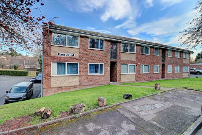 1 Bedroom Apartment For Sale In Windsor Drive, High Wycombe, Buckinghamshire, HP13