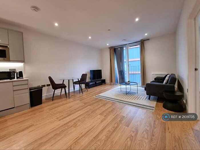 1 Bedroom Flat To Rent In West Timber Yard, Birmingham, B5