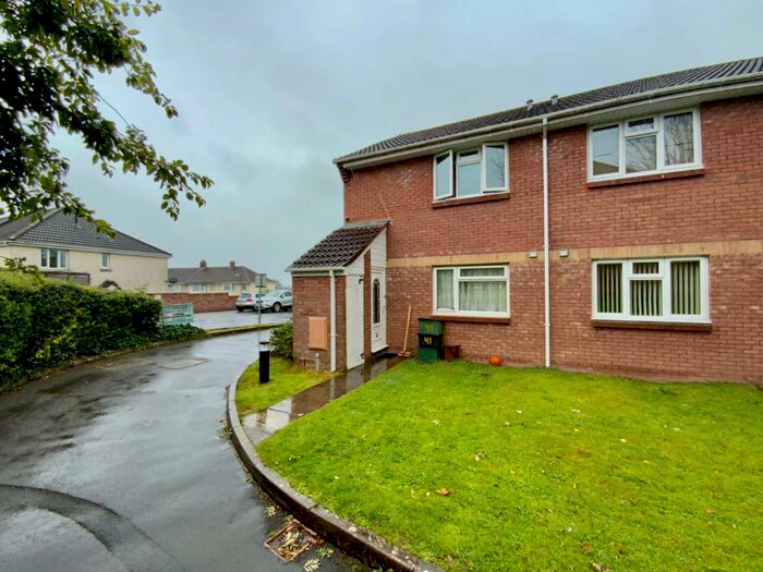 1 Bedroom Flat To Rent In St. Aidans Close, St George, Bristol, BS5