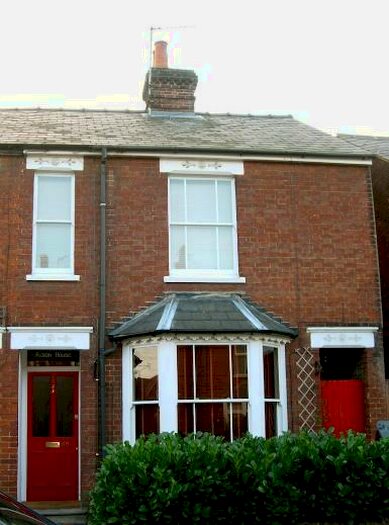 3 Bedroom End Of Terrace House To Rent In Kings Road, Hitchin, Hertfordshire, SG5