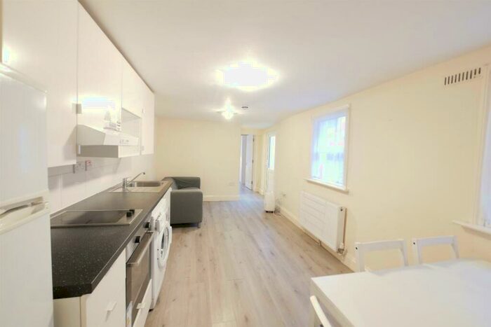 1 Bedroom Apartment To Rent In Colworth Road, Leytonstone, E11