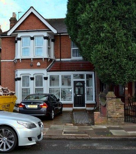 4 Bedroom Semi-Detached House To Rent In Felbrigge Road, Ilford, IG3