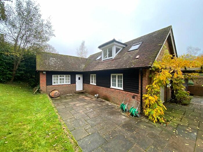 1 Bedroom Detached House To Rent In Grayswood, Haslemere, Surrey, GU27