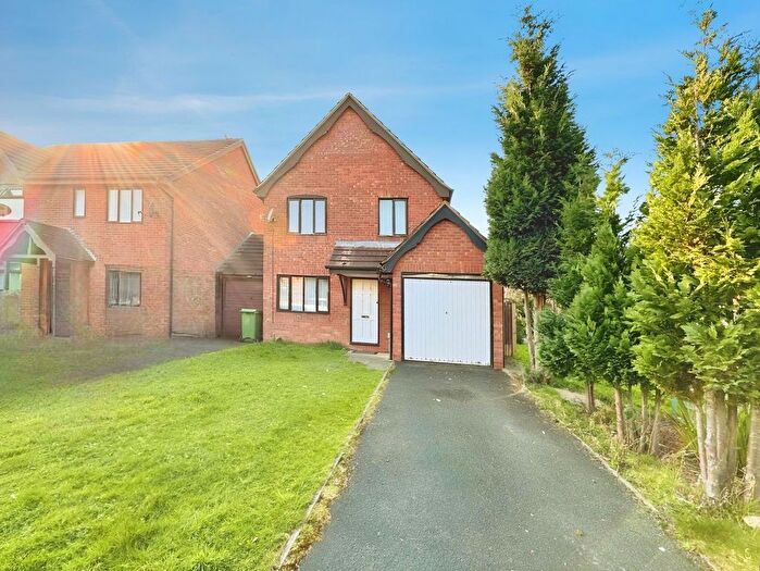 3 Bedroom Link Detached House To Rent In Guests Close, Donnington, TF2
