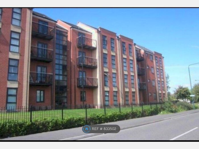 2 Bedroom Flat To Rent In Templars Court, Nottingham, NG7