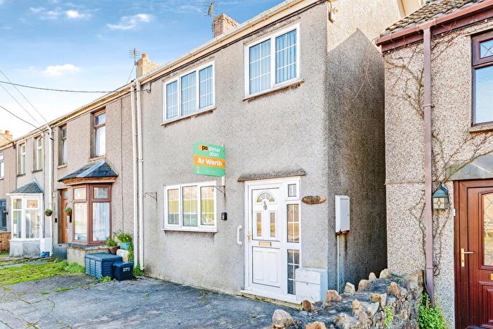 3 Bedroom End Of Terrace House For Sale In Cefn Road, Cefn Cribwr, Bridgend, CF32