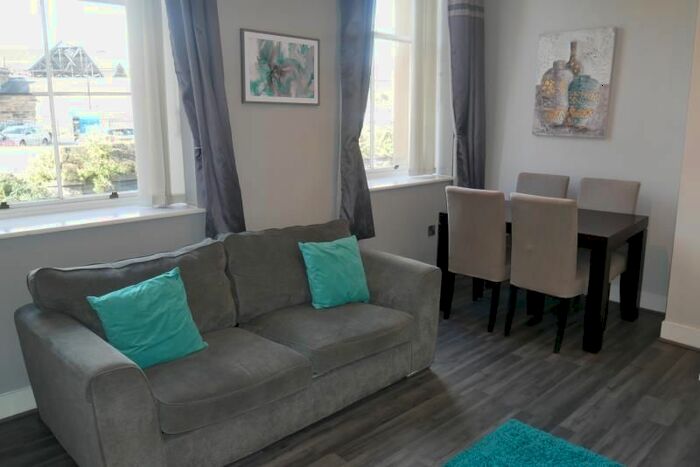 2 Bedroom Flat To Rent In Apartment 2, 72 John William Court, John William Street, Huddersfield HD1