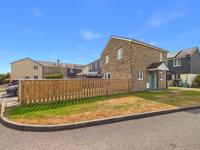 3 Bedroom Property For Sale In Rosewarne Park, Connor Downs, Hayle, TR27