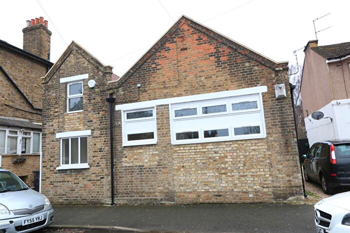 Studio To Rent In Devonshire Road, London, SE9