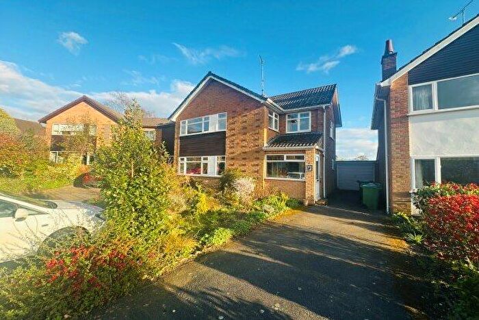 4 Bedroom Property To Rent In Windmill Close, Kenilworth, CV8