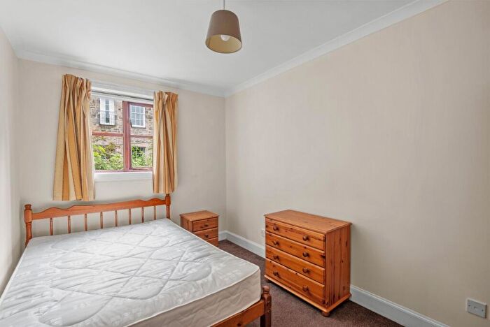 5 Bedroom Flat To Rent In Gayfield Place Lane, New Town, Edinburgh, EH1