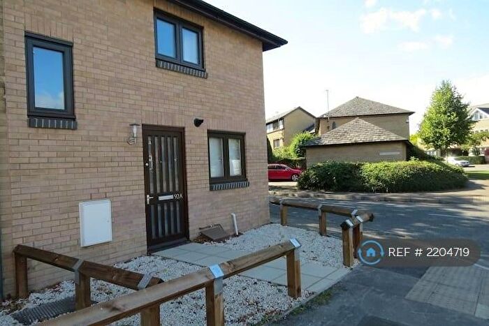 2 Bedroom End Of Terrace House To Rent In High Street, Cambridge, CB4