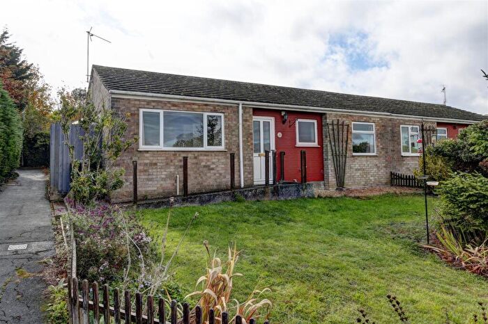 2 Bedroom Semi-Detached Bungalow For Sale In Priors Court, Sutton, Ely, CB6