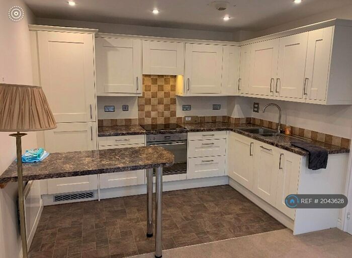 2 Bedroom Flat To Rent In Palatine House, Lincoln, LN2