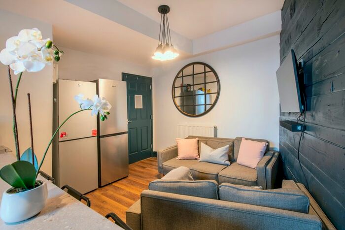 5 Bedroom Property To Rent In Flat, Shoe &amp; Boot Factory, Leicester, LE2