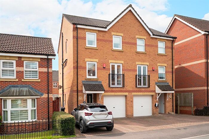 3 Bedroom Semi-Detached House For Sale In Stubley Drive, Dronfield Woodhouse, Dronfield, S18