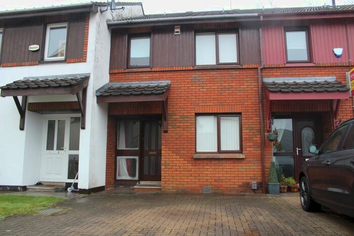 3 Bedroom Terraced House To Rent In Upper Malone Gardens, Belfast, BT9