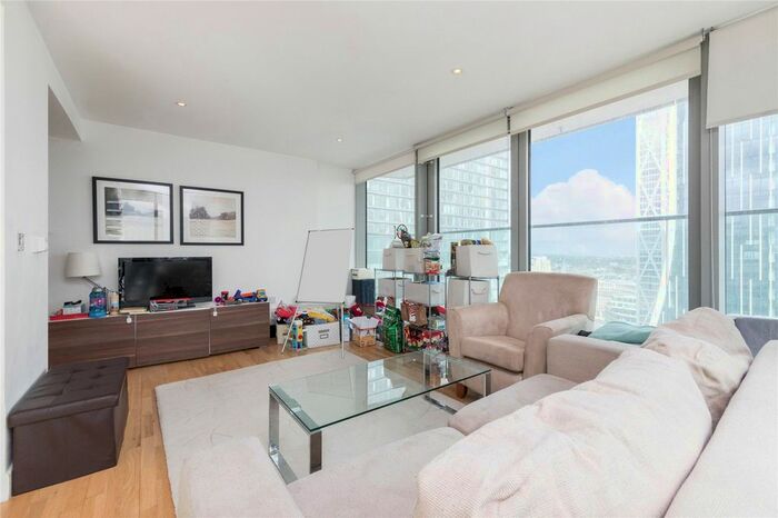 2 Bedroom Flat To Rent In Landmark East Tower, Marsh Wall, E14