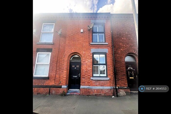 2 Bedroom Terraced House To Rent In Ashton Hill Lane, Droylsden, Manchester, M43