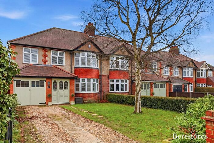 4 Bedroom Semi Detached House For Sale In Shrub End Road, Colchester, CO3