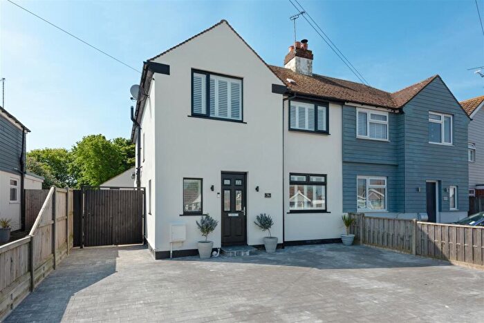 3 Bedroom Semi-Detached House To Rent In Goodwin Avenue, Whitstable, CT5