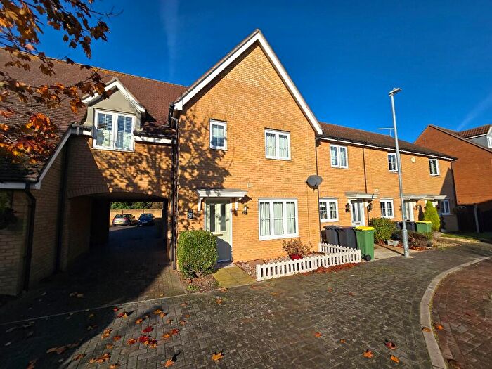 3 Bedroom Terraced House To Rent In Temple Way, Rayleigh, Essex, SS6
