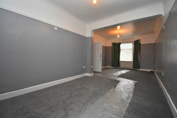 3 Bedroom Flat To Rent In Mcleod Road, London, SE2
