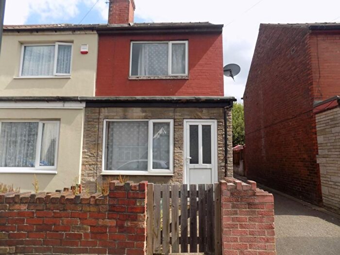 2 Bedroom Terraced House To Rent In Hunt Lane, Doncaster, DN5