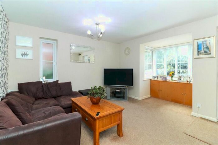 2 Bedroom Maisonette To Rent In Leaford Court, Leasford Crescent, Watford, WD24