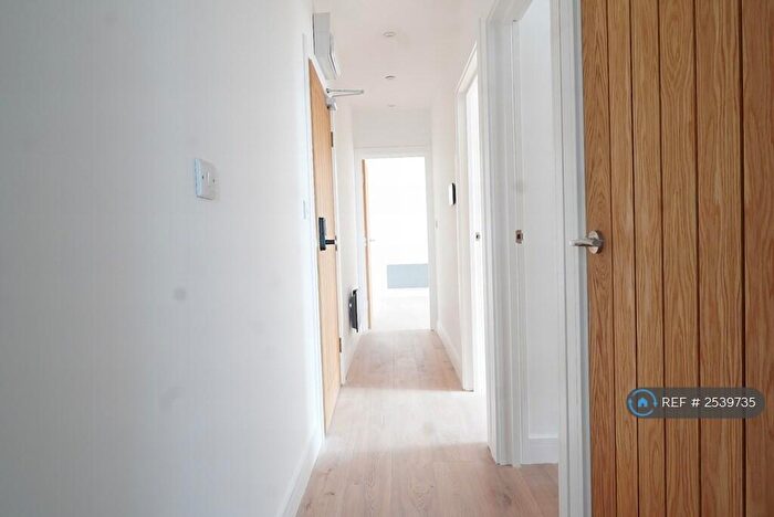 2 Bedroom Flat To Rent In Aurelia House, Brighouse, HD6
