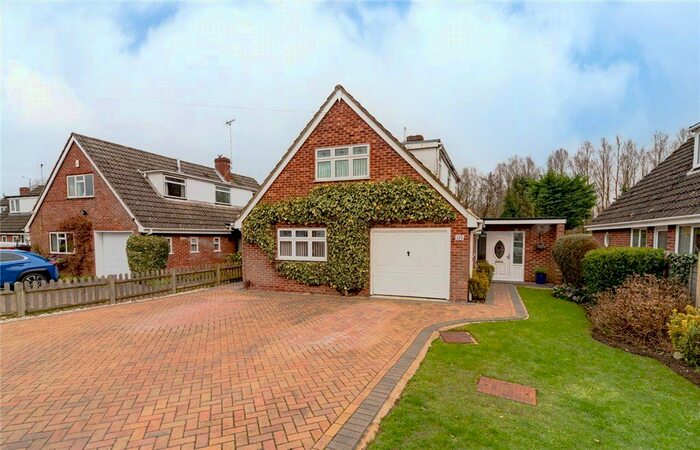 3 Bedroom Detached House To Rent In Colemans Moor Road, Woodley, Reading, RG5