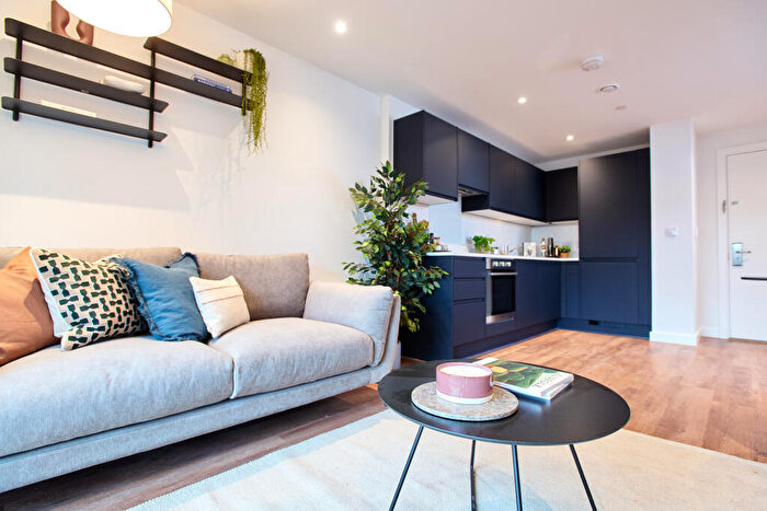 1 Bedroom Flat To Rent In Apo The Holloway, Ellis Street, Birmingham, B1